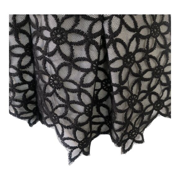 Adrianna Papell Black Lace Overlay Short Sleeve Peplum Knee Length Dress Sz 6 - Picture 16 of 16